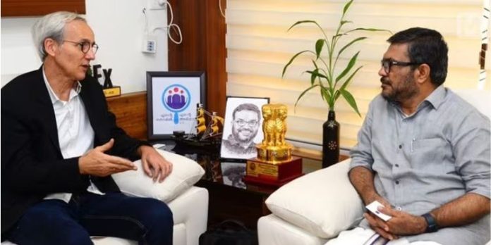 കേരളത്തിന് അഭിമാനവും അംഗീകാരവും ; കെ-സ്മാര്ട്ടുമായി കൈകോര്ക്കാന് യൂറോപ്യന് യൂണിയന് കേരളത്തിന് അഭിമാനവും അംഗീകാരവും ; കെ-സ്മാര്ട്ടുമായി കൈകോര്ക്കാന് യൂറോപ്യന് യൂണിയന്