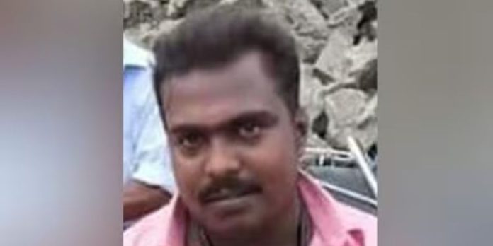 മണ്ണുമാന്തി യന്ത്രത്തിന് അടിയിൽപ്പെട്ട് ഓപ്പറേറ്റർ മരിച്ച നിലയിൽ മണ്ണുമാന്തി യന്ത്രത്തിന് അടിയിൽപ്പെട്ട് ഓപ്പറേറ്റർ മരിച്ച നിലയിൽ