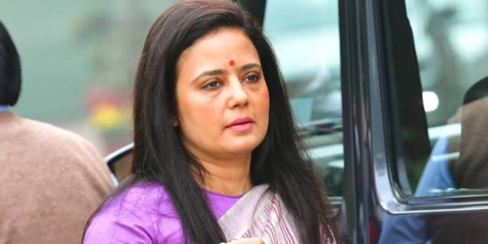 മഹുവാ മൊയ്ത്രയ്ക്ക് തിരിച്ചടി : ഔദ്യോഗിക വസതി ഒഴിയണം മഹുവാ മൊയ്ത്രയ്ക്ക് തിരിച്ചടി : ഔദ്യോഗിക വസതി ഒഴിയണം
