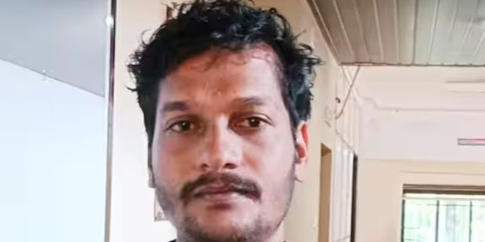ചെന്നിത്തലയില് ഗുണ്ടാ സംഘം യുവാവിനെ മര്ദിച്ച സംഭവം : മുഖ്യ പ്രതി അറസ്റ്റില് ചെന്നിത്തലയില് ഗുണ്ടാ സംഘം യുവാവിനെ മര്ദിച്ച സംഭവം : മുഖ്യ പ്രതി അറസ്റ്റില്