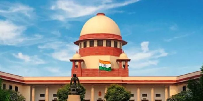 ഹലാല് മുദ്രയുള്ള ഭക്ഷണ നിരോധനത്തില് ഉത്തര്പ്രദേശ് സര്ക്കാരിന് സുപ്രീംകോടതി നോട്ടീസ് ഹലാല് മുദ്രയുള്ള ഭക്ഷണ നിരോധനത്തില് ഉത്തര്പ്രദേശ് സര്ക്കാരിന് സുപ്രീംകോടതി നോട്ടീസ്