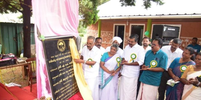കെ ആർ വനമേഖലകളിലെ ടൂറിസം പദ്ധതികൾ തൊഴിലവസരങ്ങള് സൃഷ്ടിക്കും : മന്ത്രി എ കെ ശശീന്ദ്രന് കെ ആർ വനമേഖലകളിലെ ടൂറിസം പദ്ധതികൾ തൊഴിലവസരങ്ങള് സൃഷ്ടിക്കും : മന്ത്രി എ കെ ശശീന്ദ്രന്