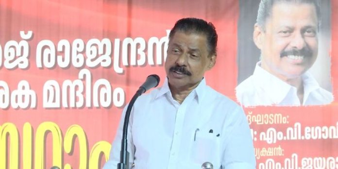 ജാമ്യത്തിനായി രാഹുല് മാങ്കൂട്ടത്തില് കള്ളമെഡിക്കല് സര്ട്ടിഫിക്കറ്റ് ഹാജരാക്കി : എം.വി.ഗോവിന്ദന് ജാമ്യത്തിനായി രാഹുല് മാങ്കൂട്ടത്തില് കള്ളമെഡിക്കല് സര്ട്ടിഫിക്കറ്റ് ഹാജരാക്കി : എം.വി.ഗോവിന്ദന്