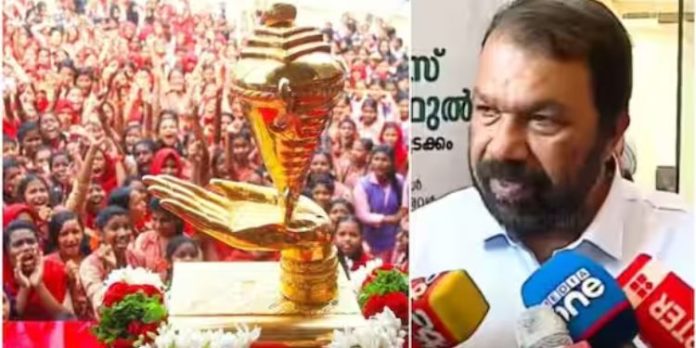 ‘വേദിയിൽ വൈകിയാൽ ഒഴിവാക്കും’ ; കലോത്സവത്തിൽ നിർണായക തീരുമാനം പ്രഖ്യാപിച്ച് വിദ്യാഭ്യാസമന്ത്രി ‘വേദിയിൽ വൈകിയാൽ ഒഴിവാക്കും’ ; കലോത്സവത്തിൽ നിർണായക തീരുമാനം പ്രഖ്യാപിച്ച് വിദ്യാഭ്യാസമന്ത്രി