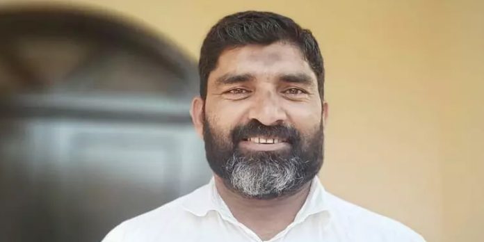 ഓട്ടോ നിയന്ത്രണം വിട്ട് മറിഞ്ഞു ; ഡ്രൈവർക്ക് ദാരുണാന്ത്യം ഓട്ടോ നിയന്ത്രണം വിട്ട് മറിഞ്ഞു ; ഡ്രൈവർക്ക് ദാരുണാന്ത്യം