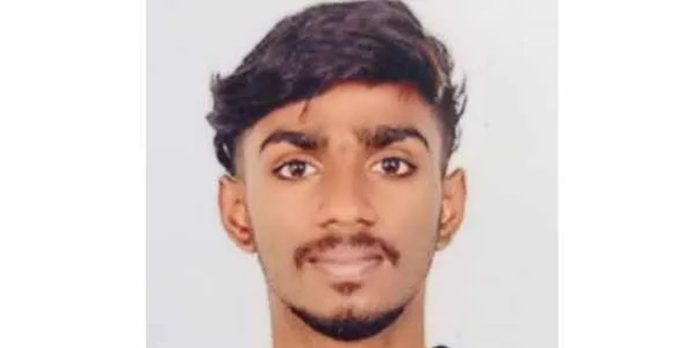 അടൂര് എം.സി.റോഡില് ബൈക്ക് അപകടത്തില് കോളേജ് വിദ്യാര്ഥി മരിച്ചു അടൂര് എം.സി.റോഡില് ബൈക്ക് അപകടത്തില് കോളേജ് വിദ്യാര്ഥി മരിച്ചു