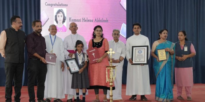 വണ്ടർ കിഡ് അവാർഡ് നേടി കിഴക്കമ്പലം സെൻ്റ് ആൻ്റണിസ് പബ്ലിക്ക് സ്കൂളിലെ നാലാം ക്ലാസ് വിദ്യാർത്ഥിനി ഹെലിന രാജേഷ് വണ്ടർ കിഡ് അവാർഡ് നേടി കിഴക്കമ്പലം സെൻ്റ് ആൻ്റണിസ് പബ്ലിക്ക് സ്കൂളിലെ നാലാം ക്ലാസ് വിദ്യാർത്ഥിനി ഹെലിന രാജേഷ്