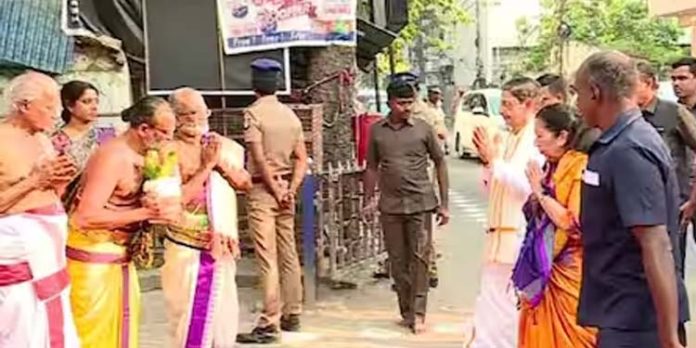 അയോധ്യ ക്ഷേത്ര പ്രതിഷ്ഠ ; പൂജയ്ക്കും അന്നദാനത്തിനും വിലക്ക് അയോധ്യ ക്ഷേത്ര പ്രതിഷ്ഠ ; പൂജയ്ക്കും അന്നദാനത്തിനും വിലക്ക്