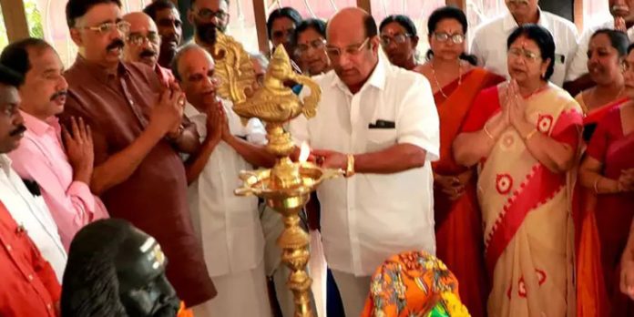 അയോധ്യ പ്രാണ പ്രതിഷ്ഠ ചടങ്ങ് ; ജില്ലയിലെ ക്ഷേത്രങ്ങളിൽ പ്രത്യേക ചടങ്ങുകൾ സംഘടിപ്പിച്ചു അയോധ്യ പ്രാണ പ്രതിഷ്ഠ ചടങ്ങ് ; ജില്ലയിലെ ക്ഷേത്രങ്ങളിൽ പ്രത്യേക ചടങ്ങുകൾ സംഘടിപ്പിച്ചു