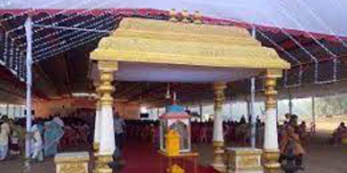 പമ്പാ തീരം ഒരുങ്ങുന്നു ; ക്രിസ്തീയ കൂട്ടായ്മയുടെ മാരാമൺ കൺവൻഷനും അയിരൂർ ചെറുകോൽപ്പുഴ ഹിന്ദുമത പരിഷത്തിനുമായി പമ്പാ തീരം ഒരുങ്ങുന്നു ; ക്രിസ്തീയ കൂട്ടായ്മയുടെ മാരാമൺ കൺവൻഷനും അയിരൂർ ചെറുകോൽപ്പുഴ ഹിന്ദുമത പരിഷത്തിനുമായി
