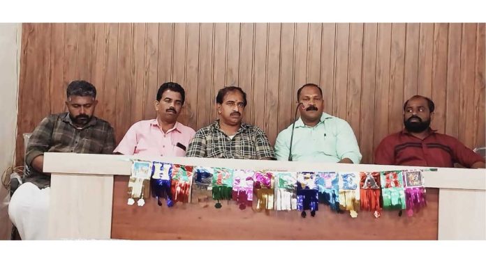 കോട്ടാങ്ങൽ എട്ടു പടയണിക്ക് ഇന്ന് ചൂട്ടു വെക്കും കോട്ടാങ്ങൽ എട്ടു പടയണിക്ക് ഇന്ന് ചൂട്ടു വെക്കും