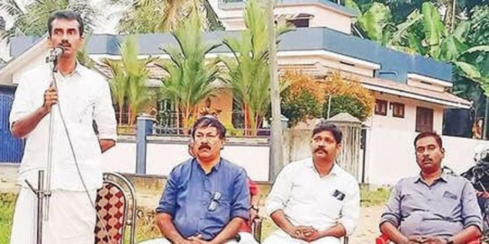 സി.പി.എം ചെങ്ങന്നൂർ ടൗൺ ലോക്കൽ കമ്മിറ്റി പ്രതിഷേധയോഗം നടത്തി സി.പി.എം ചെങ്ങന്നൂർ ടൗൺ ലോക്കൽ കമ്മിറ്റി പ്രതിഷേധയോഗം നടത്തി
