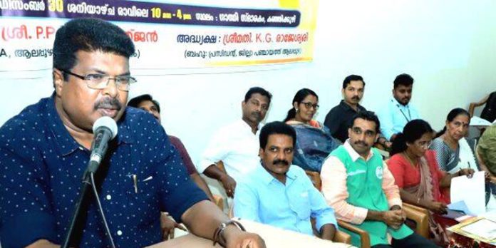 എസ്.എൻ ട്രസ്റ്റ് ഹയർസെക്കൻഡറി സ്കൂളില് ഏകദിന ശില്പശാല സംഘടിപ്പിച്ചു എസ്.എൻ ട്രസ്റ്റ് ഹയർസെക്കൻഡറി സ്കൂളില് ഏകദിന ശില്പശാല സംഘടിപ്പിച്ചു