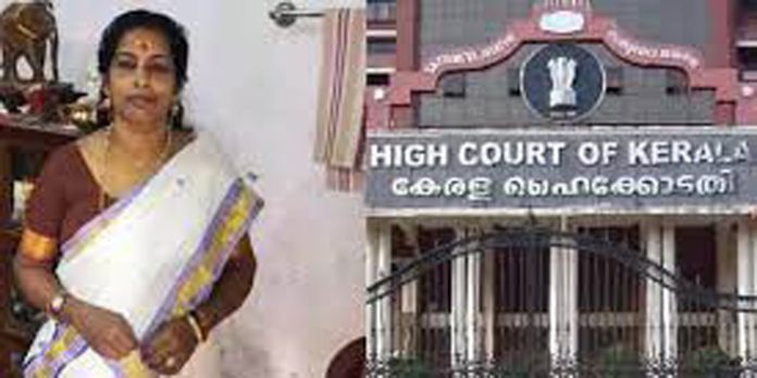 ഇലന്തൂര് ഇരട്ട നരബലി കേസിലെ പ്രതിയായ ലൈല ഭഗവല്സിങ്ങിന്റെ ജാമ്യ ഹര്ജി ഹൈക്കോടതി തള്ളി ഇലന്തൂര് ഇരട്ട നരബലി കേസിലെ പ്രതിയായ ലൈല ഭഗവല്സിങ്ങിന്റെ ജാമ്യ ഹര്ജി ഹൈക്കോടതി തള്ളി
