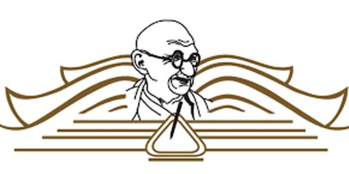 ഗാന്ധിജിയുടെ പ്രതിമ അനാച്ഛാദനം ചെയ്യണം : ഗാന്ധിയൻ ദർശന വേദി ഗാന്ധിജിയുടെ പ്രതിമ അനാച്ഛാദനം ചെയ്യണം : ഗാന്ധിയൻ ദർശന വേദി