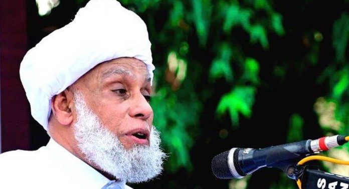 പരസ്പരമുള്ള പോര് ഒഴിവാക്കണം ; സമസ്തയിലെ തർക്കങ്ങളിൽ അതൃപ്തി പരസ്യമാക്കി ജിഫ്രി മുത്തുക്കോയ തങ്ങൾ പരസ്പരമുള്ള പോര് ഒഴിവാക്കണം ; സമസ്തയിലെ തർക്കങ്ങളിൽ അതൃപ്തി പരസ്യമാക്കി ജിഫ്രി മുത്തുക്കോയ തങ്ങൾ