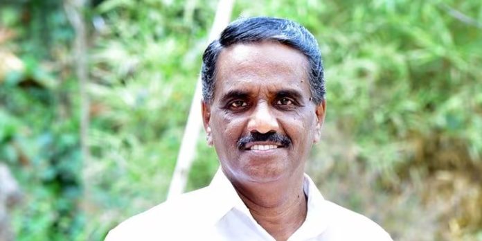 സർക്കാരിലേക്ക് കണ്ടുകെട്ടേണ്ട ഭൂമി മുൻ എംഎൽഎ മറിച്ചുവിറ്റു ; ജോര്ജ് എം തോമസിനെതിരെ ലാൻഡ്ബോര്ഡ് റിപ്പോർട്ട് സർക്കാരിലേക്ക് കണ്ടുകെട്ടേണ്ട ഭൂമി മുൻ എംഎൽഎ മറിച്ചുവിറ്റു ; ജോര്ജ് എം തോമസിനെതിരെ ലാൻഡ്ബോര്ഡ് റിപ്പോർട്ട്