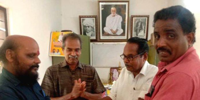 ഗുരുമന്ദിര നിർമ്മാണ ഫണ്ടിലേക്ക് സംഭാവന നൽകി ഗുരുമന്ദിര നിർമ്മാണ ഫണ്ടിലേക്ക് സംഭാവന നൽകി