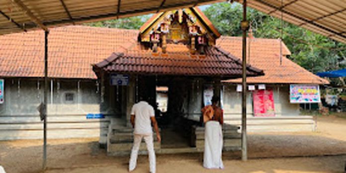 ചുരക്കോട് ഇലങ്കത്തിൽ ഭദ്രകാളി നവഗ്രഹക്ഷേത്രത്തിലെ പള്ളിപ്പാന 17 മുതൽ 22 വരെ നടക്കും ചുരക്കോട് ഇലങ്കത്തിൽ ഭദ്രകാളി നവഗ്രഹക്ഷേത്രത്തിലെ പള്ളിപ്പാന 17 മുതൽ 22 വരെ നടക്കും