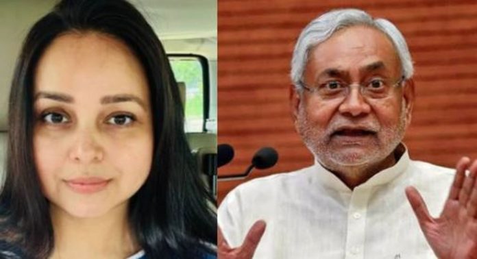 വീണ്ടും ചവറ്റുകുട്ടയിലേക്ക് ; എന്ഡിഎയിലേക്ക് ചാടിയ നിതീഷ് കുമാറിനെ രൂക്ഷമായി പരിഹസിച്ച് രോഹിണി ആചാര്യ വീണ്ടും ചവറ്റുകുട്ടയിലേക്ക് ; എന്ഡിഎയിലേക്ക് ചാടിയ നിതീഷ് കുമാറിനെ രൂക്ഷമായി പരിഹസിച്ച് രോഹിണി ആചാര്യ