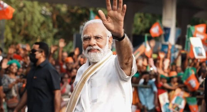 കേരളമാണ് ലക്ഷ്യം ; പ്രധാനമന്ത്രി നരേന്ദ്രമോദി ഇന്ന് കൊച്ചിയിൽ, സുരേഷ് ഗോപിയുടെ മകളുടെ വിവാഹ ചടങ്ങിൽ പങ്കെടുക്കും കേരളമാണ് ലക്ഷ്യം ; പ്രധാനമന്ത്രി നരേന്ദ്രമോദി ഇന്ന് കൊച്ചിയിൽ, സുരേഷ് ഗോപിയുടെ മകളുടെ വിവാഹ ചടങ്ങിൽ പങ്കെടുക്കും