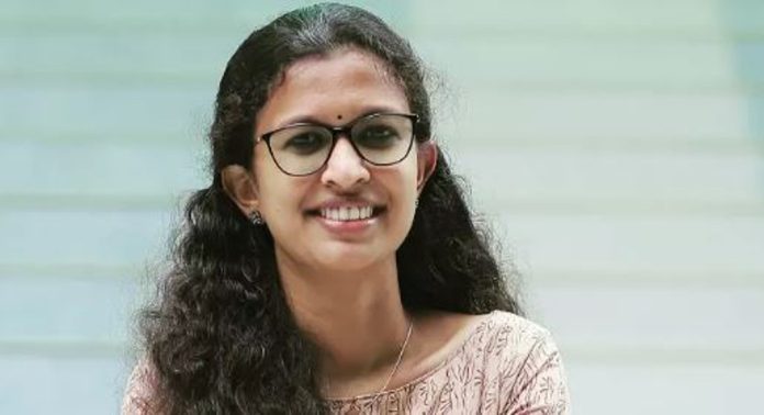 വ്യാജരേഖ കേസ് ; കുറ്റപത്രം സമര്പ്പിച്ചു വ്യാജരേഖ കേസ് ; കുറ്റപത്രം സമര്പ്പിച്ചു