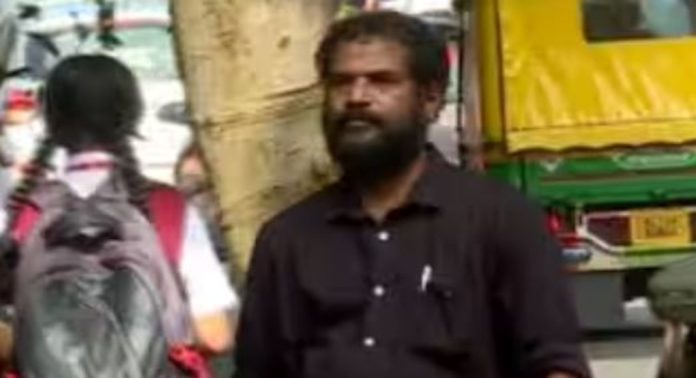 ആത്മഹത്യയെ കുറിച്ച് വരെ ചിന്തിച്ചു ; വ്യാജ പോക്സോ പരാതിയിൽ അധ്യാപകന് ഒടുവിൽ നീതി ആത്മഹത്യയെ കുറിച്ച് വരെ ചിന്തിച്ചു ; വ്യാജ പോക്സോ പരാതിയിൽ അധ്യാപകന് ഒടുവിൽ നീതി