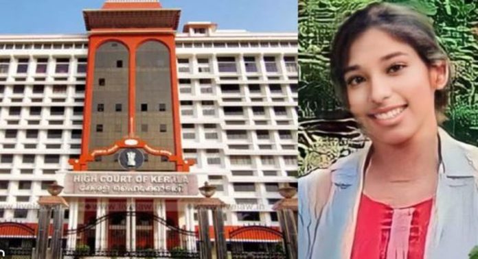 ഡോ. വന്ദന കൊലപാതക കേസ് ; സിബിഐ അന്വേഷണം ആവശ്യപ്പെട്ടുള്ള ഹര്ജി ഇന്ന് ഹൈക്കോടതി പരിഗണിക്കും ഡോ. വന്ദന കൊലപാതക കേസ് ; സിബിഐ അന്വേഷണം ആവശ്യപ്പെട്ടുള്ള ഹര്ജി ഇന്ന് ഹൈക്കോടതി പരിഗണിക്കും