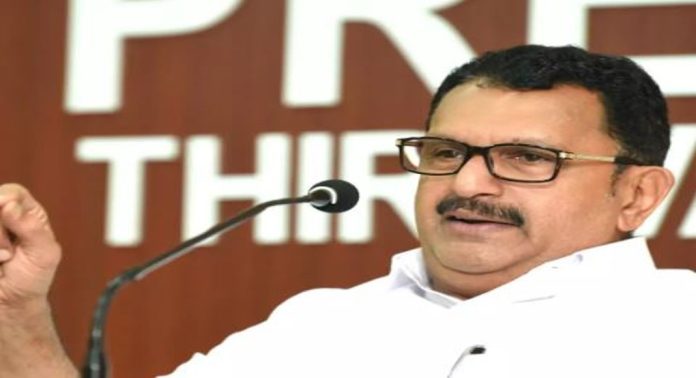 മുഖ്യമന്ത്രിയെ വേദിയിലിരുത്തി എംടി നടത്തിയ പ്രസംഗത്തില് ഉദ്ദേശിച്ചത് മുഖ്യമന്ത്രിയെ തന്നെ ; കെ.മുരളീധരന് എംപി മുഖ്യമന്ത്രിയെ വേദിയിലിരുത്തി എംടി നടത്തിയ പ്രസംഗത്തില് ഉദ്ദേശിച്ചത് മുഖ്യമന്ത്രിയെ തന്നെ ; കെ.മുരളീധരന് എംപി