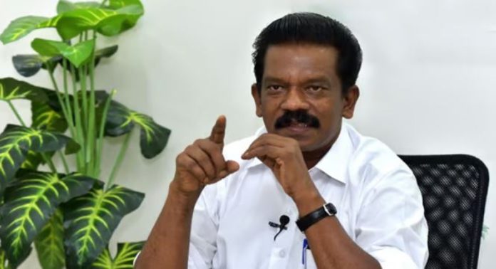 ശബരിമലയില് നിന്ന് മാലയൂരി മടങ്ങിയത് കപട ഭക്തർ ; ദേവസ്വം മന്ത്രി കെ.രാധാകൃഷ്ണന് ശബരിമലയില് നിന്ന് മാലയൂരി മടങ്ങിയത് കപട ഭക്തർ ; ദേവസ്വം മന്ത്രി കെ.രാധാകൃഷ്ണന്