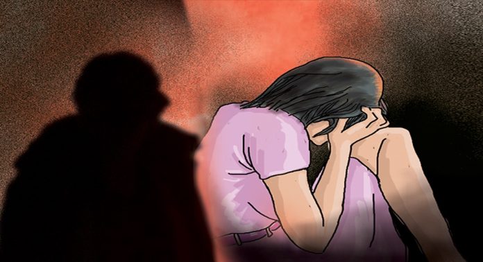 ഡൽഹിയിൽ പ്രായപൂർത്തിയാകാത്ത പെൺകുട്ടി കൂട്ടബലാത്സംഗത്തിനിരയായി; പ്രതികളിൽ മൂന്ന് പേർ കുട്ടികൾ, അഞ്ച് പേർ അറസ്റ്റിൽ ഡൽഹിയിൽ പ്രായപൂർത്തിയാകാത്ത പെൺകുട്ടി കൂട്ടബലാത്സംഗത്തിനിരയായി; പ്രതികളിൽ മൂന്ന് പേർ കുട്ടികൾ, അഞ്ച് പേർ അറസ്റ്റിൽ