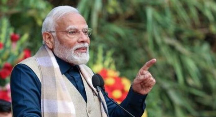 പുതിയ മുദ്രാവാക്യം മോദിയെ ഓൺലൈനിൽ കണ്ട് 40 ലക്ഷം കന്നി വോട്ടർമാർ പുതിയ മുദ്രാവാക്യം മോദിയെ ഓൺലൈനിൽ കണ്ട് 40 ലക്ഷം കന്നി വോട്ടർമാർ