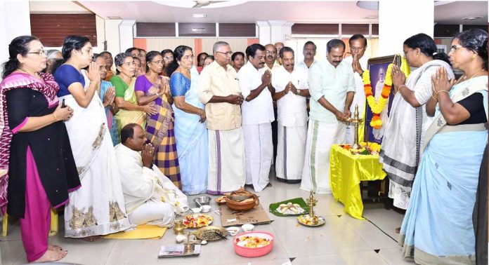 ഹോമ മന്ത്ര ചടങ്ങുകൾ ഉദ്ഘാടനം ചെയ്തു ഹോമ മന്ത്ര ചടങ്ങുകൾ ഉദ്ഘാടനം ചെയ്തു