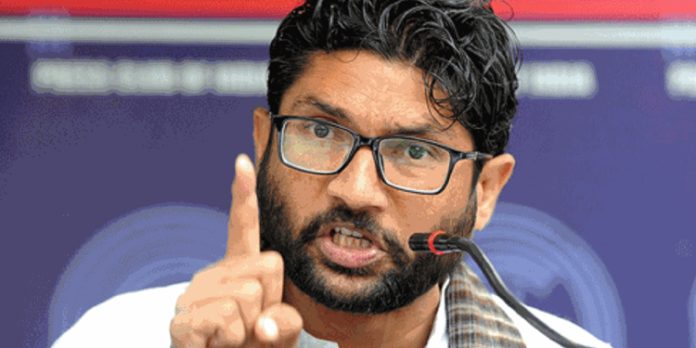 നിതീഷ് മുന്നണി വിടുമെന്നത് കിംവദന്തി : ജിഗ്നേഷ് മേവാനി നിതീഷ് മുന്നണി വിടുമെന്നത് കിംവദന്തി : ജിഗ്നേഷ് മേവാനി