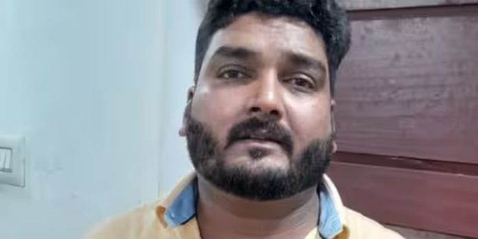 പത്തനംതിട്ട ജഡ്ജിയാണെന്ന് തെറ്റിദ്ധരിപ്പിച്ച് ഹോസ്ദുർഗ് പോലീസിനെ കബളിപ്പിച്ചയാൾ പിടിയിൽ പത്തനംതിട്ട ജഡ്ജിയാണെന്ന് തെറ്റിദ്ധരിപ്പിച്ച് ഹോസ്ദുർഗ് പോലീസിനെ കബളിപ്പിച്ചയാൾ പിടിയിൽ