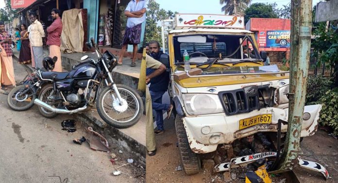 കോന്നിയിൽ രണ്ട് സ്ഥലങ്ങളിൽ നടന്ന വാഹനാപകടങ്ങളിൽ ഒരാൾക്ക് പരിക്കേറ്റു കോന്നിയിൽ രണ്ട് സ്ഥലങ്ങളിൽ നടന്ന വാഹനാപകടങ്ങളിൽ ഒരാൾക്ക് പരിക്കേറ്റു