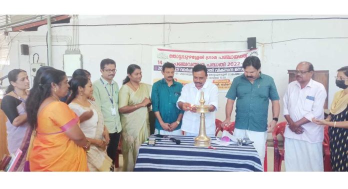 തോട്ടപ്പുഴശ്ശേരി ഗ്രാമപഞ്ചായത്തിൽ വികസന സെമിനാര് നടത്തി തോട്ടപ്പുഴശ്ശേരി ഗ്രാമപഞ്ചായത്തിൽ വികസന സെമിനാര് നടത്തി