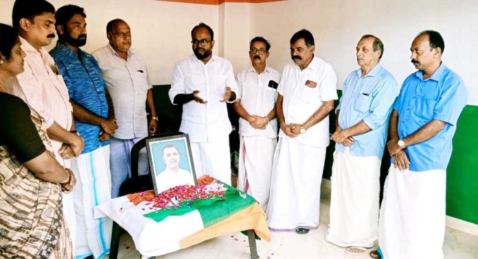 പൊന്നച്ചൻ മാലേത്ത് അനുസ്മരണം നടത്തി കോൺഗ്രസ് പഴവങ്ങാടി ടൗൺ മണ്ഡലം കമ്മിറ്റി പൊന്നച്ചൻ മാലേത്ത് അനുസ്മരണം നടത്തി കോൺഗ്രസ് പഴവങ്ങാടി ടൗൺ മണ്ഡലം കമ്മിറ്റി