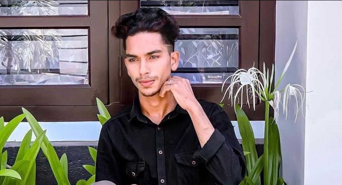 എംസി റോഡിൽ ബൈക്ക് നിയന്ത്രണം വിട്ട് മറിഞ്ഞ് യുവാവ് മരിച്ചു എംസി റോഡിൽ ബൈക്ക് നിയന്ത്രണം വിട്ട് മറിഞ്ഞ് യുവാവ് മരിച്ചു