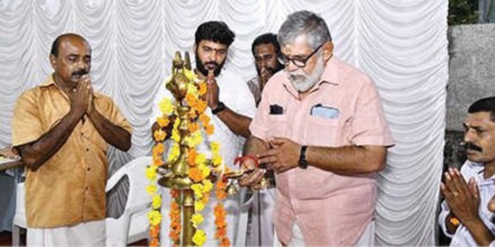 കൊടുമൺ ചിലന്തിയമ്പലത്തിൽ ചന്ദ്രപ്പൊങ്കാല നടന്നു കൊടുമൺ ചിലന്തിയമ്പലത്തിൽ ചന്ദ്രപ്പൊങ്കാല നടന്നു