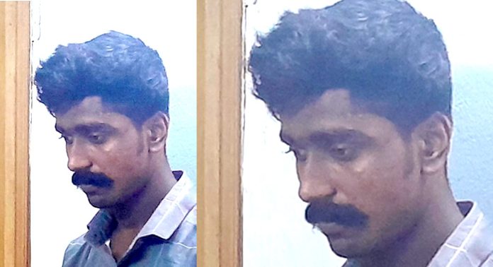 കൂടൽ ബിവറേജസ് ഔട്ട് ലെറ്റിൽ നിന്നും 81 ലക്ഷം രൂപ തട്ടിയെടുത്ത കേസില് പ്രതിയെ കസ്റ്റഡിയിൽ വാങ്ങി കൂടൽ ബിവറേജസ് ഔട്ട് ലെറ്റിൽ നിന്നും 81 ലക്ഷം രൂപ തട്ടിയെടുത്ത കേസില് പ്രതിയെ കസ്റ്റഡിയിൽ വാങ്ങി