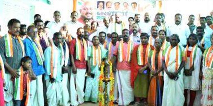 കൊറ്റനാട് കോൺഗ്രസ് മണ്ഡലം കൺവെൻഷൻ നടത്തി കൊറ്റനാട് കോൺഗ്രസ് മണ്ഡലം കൺവെൻഷൻ നടത്തി