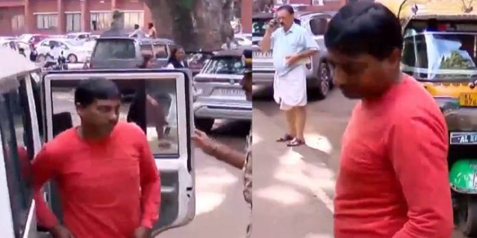 കോഴിക്കോട് എ.ഐ സാങ്കേതിക വിദ്യ ഉപയോഗിച്ച് പണം തട്ടിയ കേസിലെ മുഖ്യപ്രതിയെ ഇന്ന് കോടതിയിൽ ഹാജരാക്കും കോഴിക്കോട് എ.ഐ സാങ്കേതിക വിദ്യ ഉപയോഗിച്ച് പണം തട്ടിയ കേസിലെ മുഖ്യപ്രതിയെ ഇന്ന് കോടതിയിൽ ഹാജരാക്കും