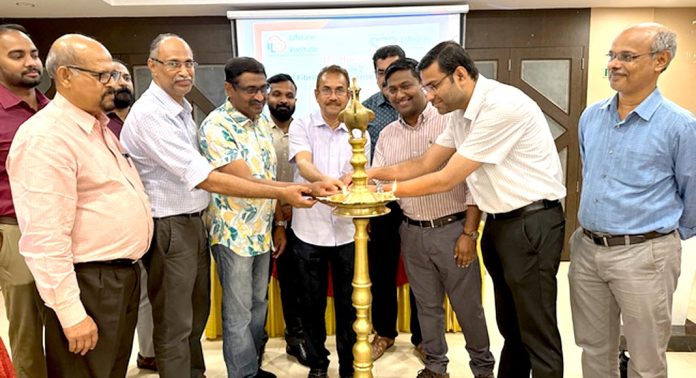 അടൂർ ലൈഫ് ലൈന് ആശുപത്രിയിൽ കാർഡിയാക് ഇലക്ട്രോ ഫിസിയോളജി ക്ലിനിക് ആരംഭിച്ചു അടൂർ ലൈഫ് ലൈന് ആശുപത്രിയിൽ കാർഡിയാക് ഇലക്ട്രോ ഫിസിയോളജി ക്ലിനിക് ആരംഭിച്ചു