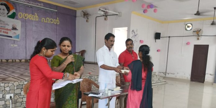 വാണിജ്യ വ്യവസായ വകുപ്പില് ലോൺ ലൈസൻസ് സബ്സിഡി മേള സംഘടിപ്പിച്ചു വാണിജ്യ വ്യവസായ വകുപ്പില് ലോൺ ലൈസൻസ് സബ്സിഡി മേള സംഘടിപ്പിച്ചു