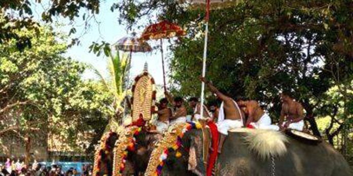അയിരൂർ പുതിയകാവ് ദേവീക്ഷേത്രത്തിലെ മകരഭരണി ഉത്സവം 10 മുതൽ 19 വരെ നടക്കും അയിരൂർ പുതിയകാവ് ദേവീക്ഷേത്രത്തിലെ മകരഭരണി ഉത്സവം 10 മുതൽ 19 വരെ നടക്കും