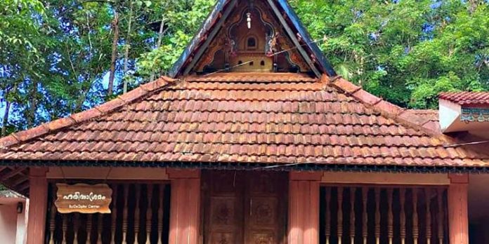 മന്നത്ത് ആചാര്യന്റെ പാവനസ്മരണയിൽ കല്ലുഴത്തിൽ തറവാട് മന്നത്ത് ആചാര്യന്റെ പാവനസ്മരണയിൽ കല്ലുഴത്തിൽ തറവാട്