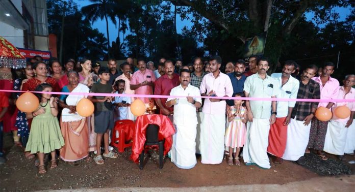 റാന്നി ക്ഷേത്രംപടി – കാവുംകടവ് റോഡ് ഉദ്ഘാടനം ചെയ്തു റാന്നി ക്ഷേത്രംപടി – കാവുംകടവ് റോഡ് ഉദ്ഘാടനം ചെയ്തു