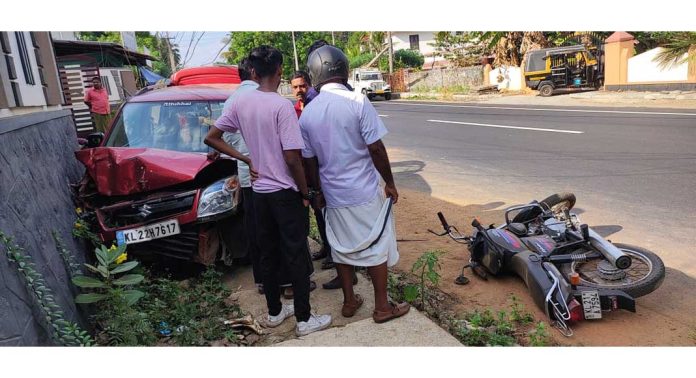 അയ്യപ്പ ഭക്തൻമാർ സഞ്ചരിച്ചിരുന്ന വാഹനം നിയന്ത്രണം വിട്ട് അപകടം അയ്യപ്പ ഭക്തൻമാർ സഞ്ചരിച്ചിരുന്ന വാഹനം നിയന്ത്രണം വിട്ട് അപകടം
