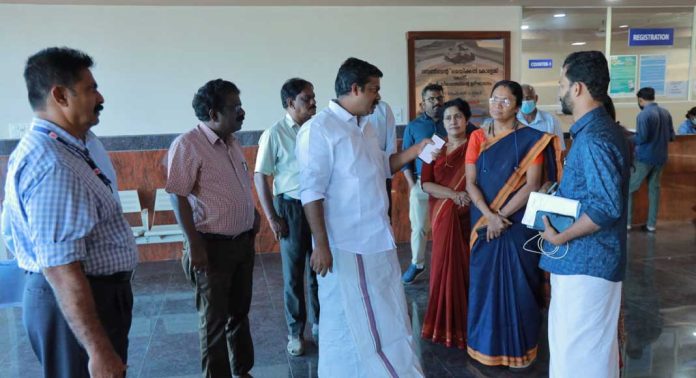 കോന്നി മെഡിക്കല് കോളജ് : നിര്മാണ പ്രവര്ത്തനങ്ങള് സമയബന്ധിതമായി പൂര്ത്തികരിക്കും : അഡ്വ. കെ യു ജനീഷ്കുമാര് എംഎല്എ കോന്നി മെഡിക്കല് കോളജ് : നിര്മാണ പ്രവര്ത്തനങ്ങള് സമയബന്ധിതമായി പൂര്ത്തികരിക്കും : അഡ്വ. കെ യു ജനീഷ്കുമാര് എംഎല്എ